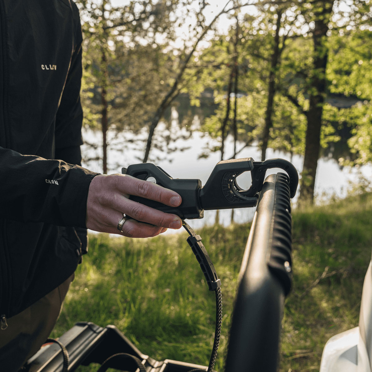 Thule Portabici VeloSpace 3 per 2 biciclette - immagine 4